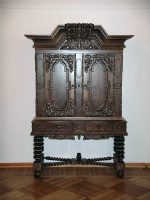 резной шкаф для спальни на заказ дерево массив