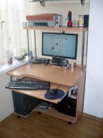 компьютерный стол нестандартная мебель на заказ ЛДСП